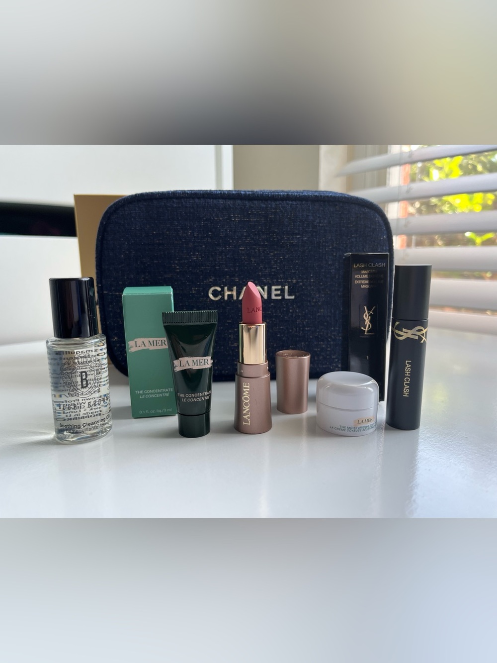 🔥 6 Piece Luxury Makeup/Skincare Bundle - Picture 5 of 12